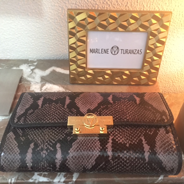 open day-muy personal-angie-angie reyn-angienewlook-naughty dog-prints-tendencias otono invierno 2015-moda-mujer-estilo-the concrete-armand basi-gafas de sol-estiista de moda-marlene turanzas- clutch