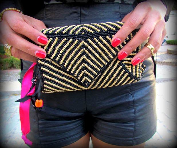 angienewlook-angie reyn-angie-zapatos zara-peep toes-sexy woman chaleco-flecos-personal shopper madrid-tacones-tienda online-complementos missnewlook-animal print-marc jacobs-cartera de mano