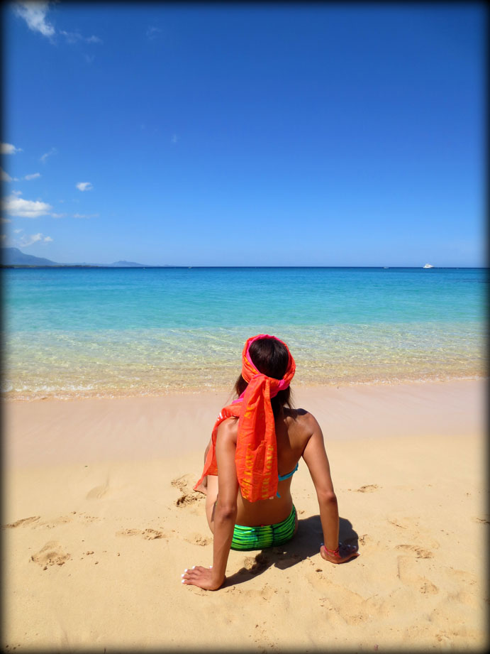 summer-time-sosua-dominican-republic-santo-domingo-puerto-plata-victorias-secret-angie-reyn-angienewlook-missnewlook-moda-baño-bikini-white-nails