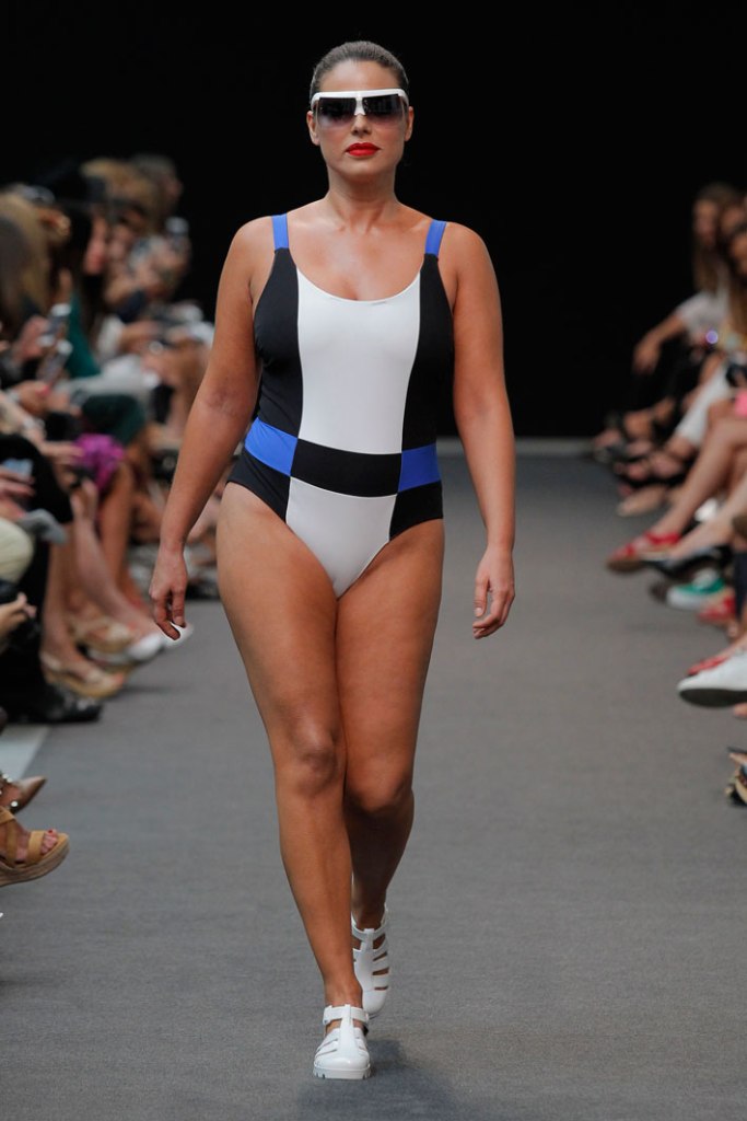 Adela&Viki_moda-baño-swimwear-plus-size-curvy-curvieseci--mfshow-ss2016-angienewlook-angie-reyn-front-row-alta-costura-haute-couture-modelo-ladylike-models-tresemme-spain