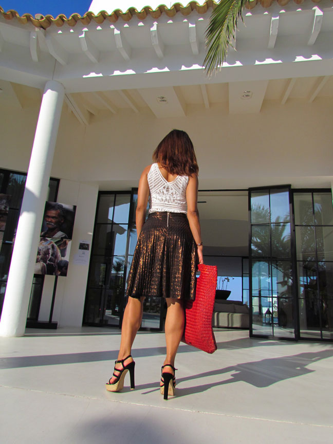 angienewlook-angie-reyn-natalia-de-lara-vestido-de-flores-alta-costura-vestido-largo-destino-ibiza-pacha-ibiza-ibiza-blog-moda-top-de-croche