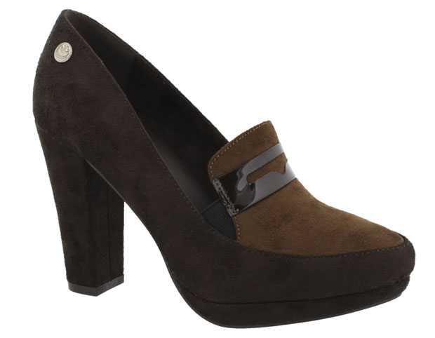 estret_marron_zapato oficina-chik10-acon midi-kitten heel-angienewlook-angie reyn-tendencias calzado oi 2015- footwear trends aw 2015-pointed heel