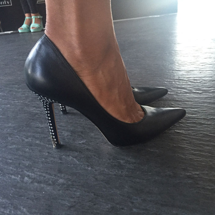 MBFWM-ANGIENEWLOOK-angie-reyn--angie-r--estilista-de-moda-productos-icon-are-you-ready-peluqueria-asos-buffalo-shoes-johan-luc-katt-broderie-fashion-blogger-personal-shopper-zapatos-buffalo-pasarela-cibeles