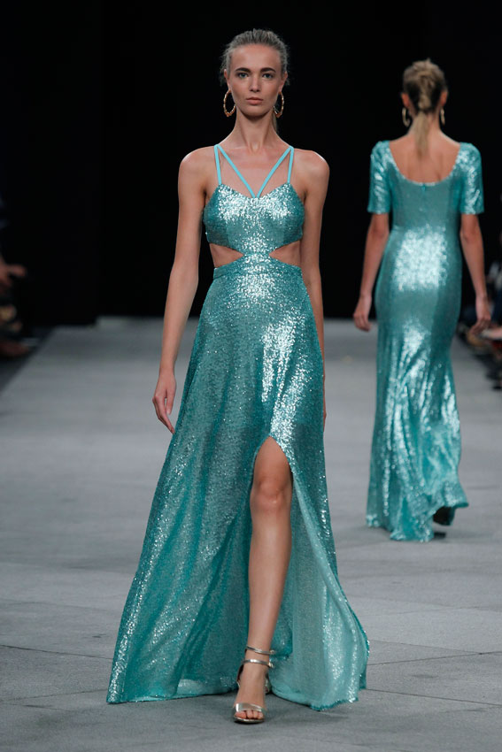 MonicaCordera-pailettes-lentejuelas-mfshow-ss2016-angienewlook-angie-reyn-front-row-alta-costura-haute-couture-modelo-ladylike-models-tresemme-spain