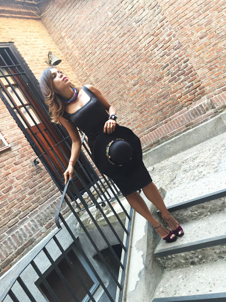 a-angienewlook-angie-reyn-moda-mujer-fashion-for-women-lbd-little-black-dress-pulseras-bracelets