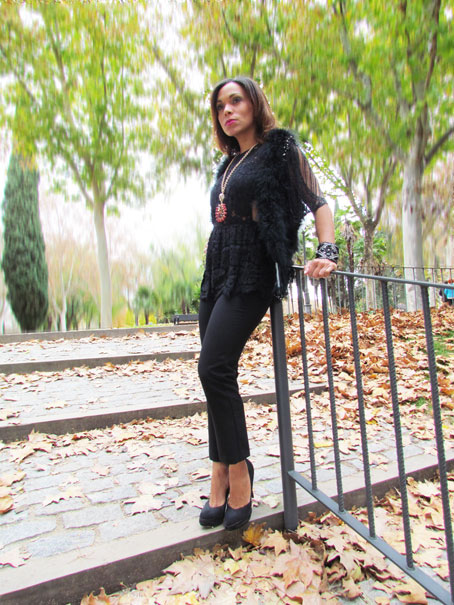 zapatos-ermanno-scervino-chaleco-de-marabu--jumpsuit