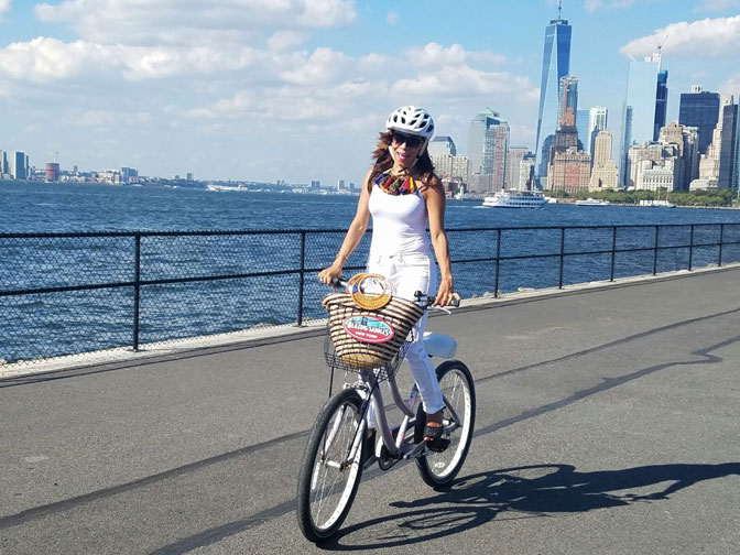 governors-island-manhattan-liberty-statue-all-white-everything