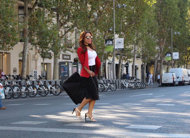 denny-rose-laced-skirt-falda-con-cordones-ajustables-gafas-de-gatita