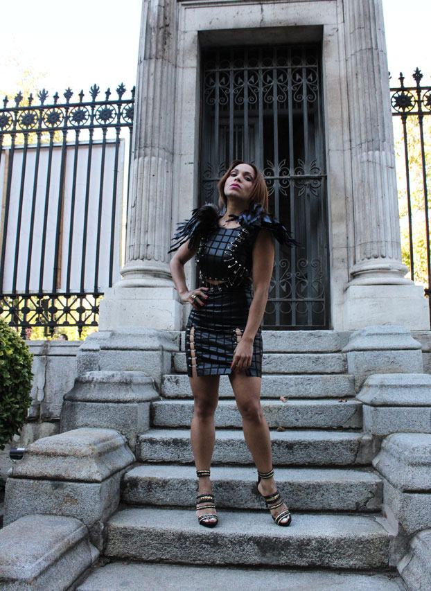 vestido-polipiel-sr-amor-sandalias-cavalli-cavalli-sandals-biblioteca-nacional