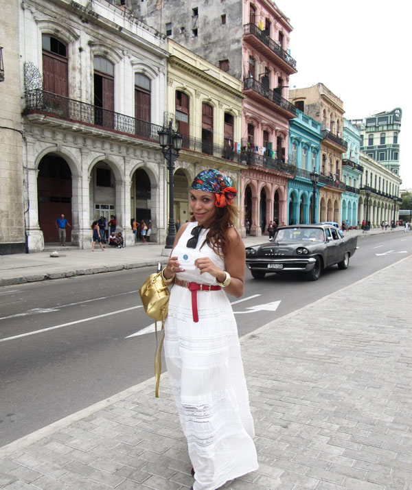 aqua-dress-long-white-dress-angienewlook-angie-reyn-smile-brilliant-moschino-belt