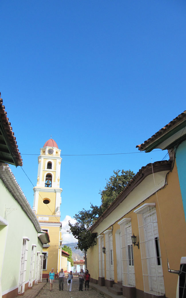 catedral-de-trinidad-trinidad-cuba-traveling-to-cuba