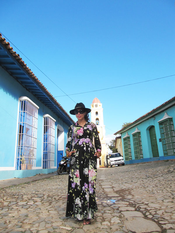 trinidad Cuba, long dress, vestido largo, sombrero, visiting cuba, coach handbag