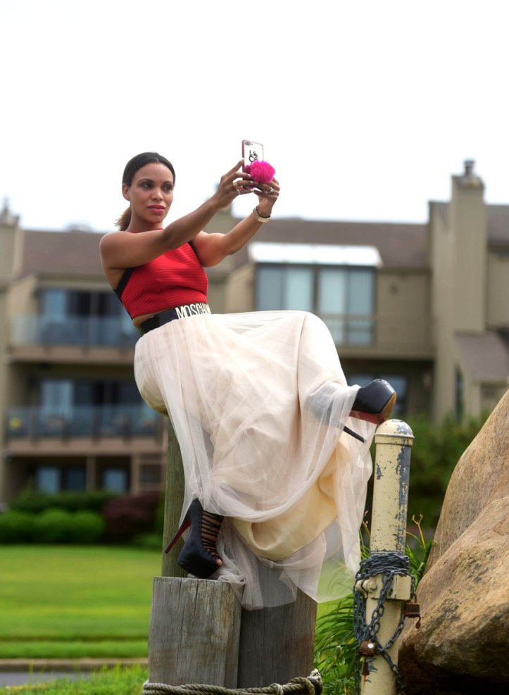 moschino belt, cinturon moschino, falda de tul, tulle skirt