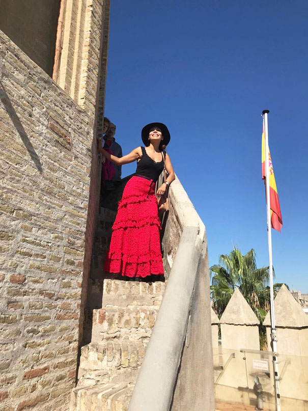 red laces ruffle skirt, denny rose skirt, torre del oro, angienewlook