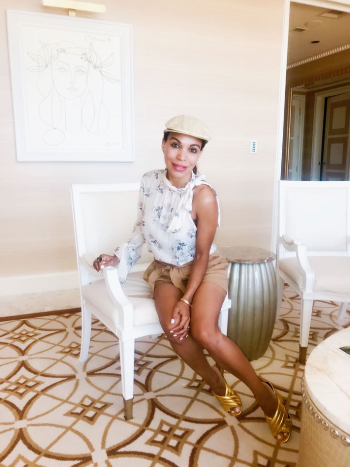 cartier-love-diamonds-bracelet-gucci-gold-sandals-angie-reyn-look