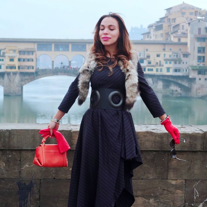 tom-ford-belt-teria-yabar-dress-ponte-vecchio-florence