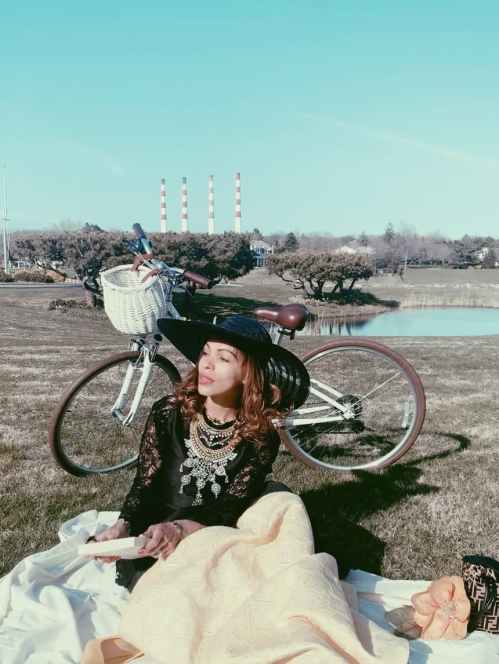 LALLA BEE-HAUTE COUTURE-teria yabar-angienewlook