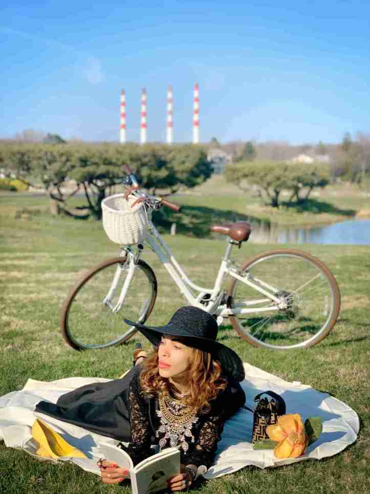 reading in the forest-angienewlook-angie reyn